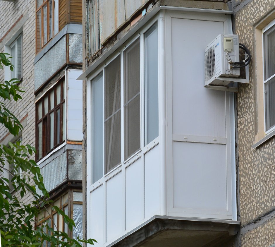 Пластиковый балкон