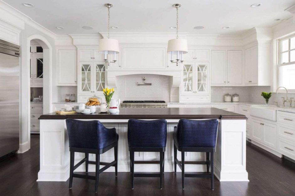 Классические кухни в минимализме