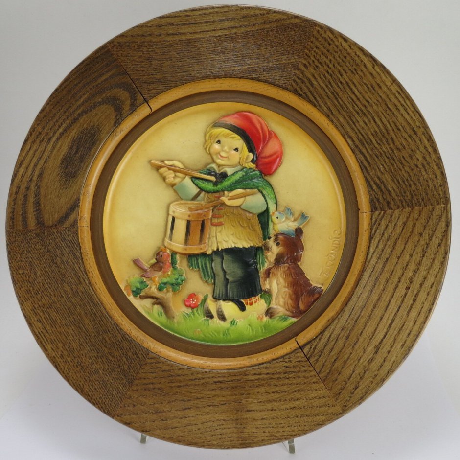 Деревянная тарелка настенная