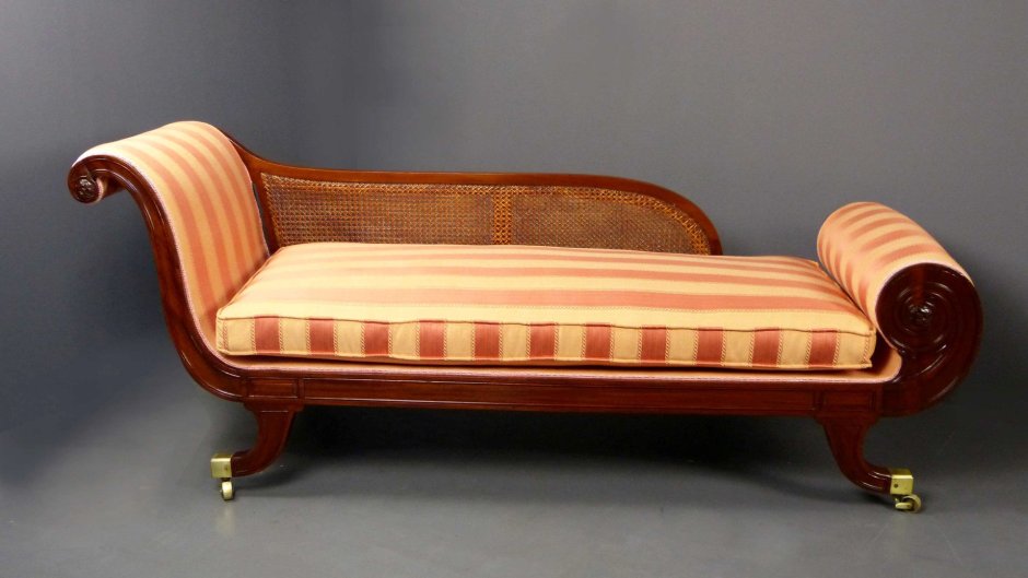 Кушетка банкетка оттоманка канапе козетка