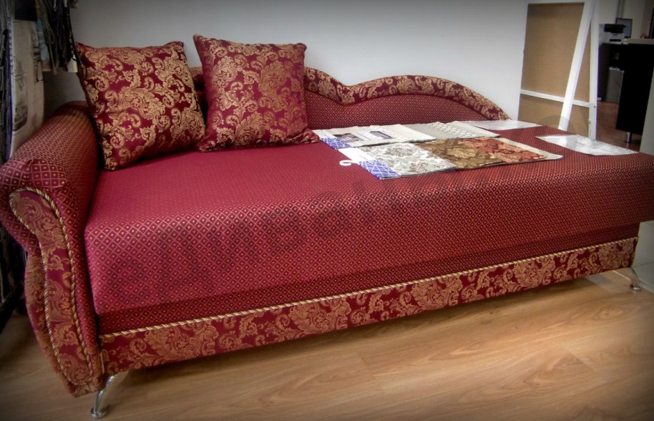 Тахта большая