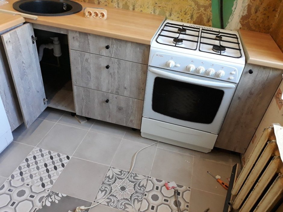 Столешница для кухни с газовой плитой