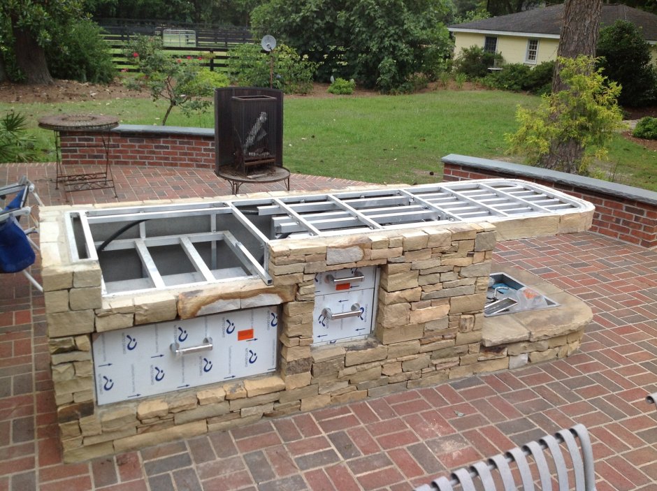 Кухня на открытом воздухе