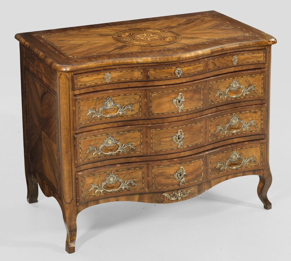 Комод в стиле Барокко