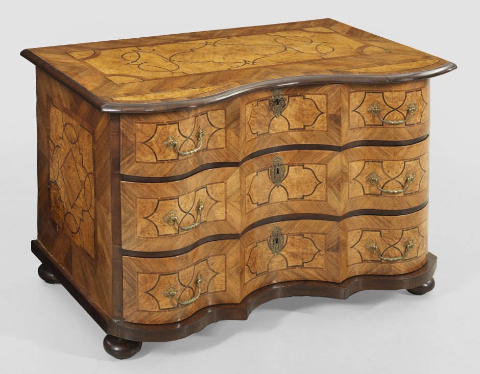 Комод дерева Барокко