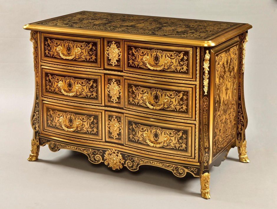 Стенка в гостиную в стиле Барокко