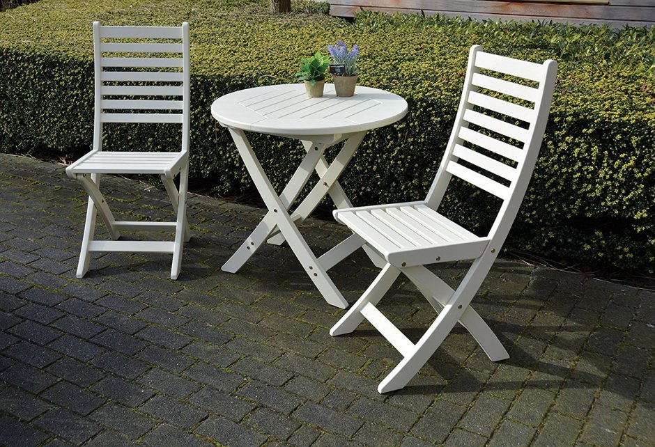 Стул белый деревянный