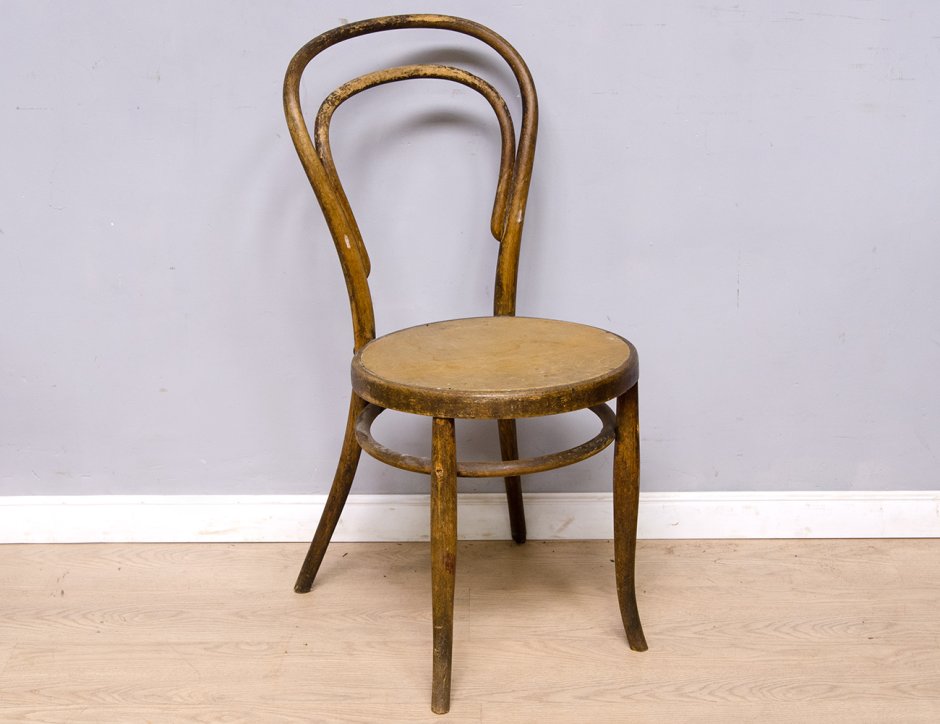 Стул тонет ротанг спинка