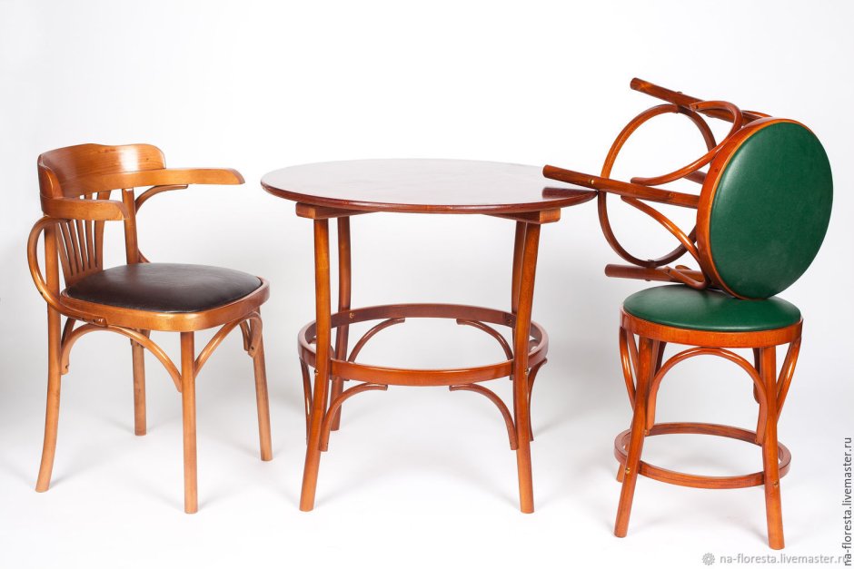 Bentwood стулья