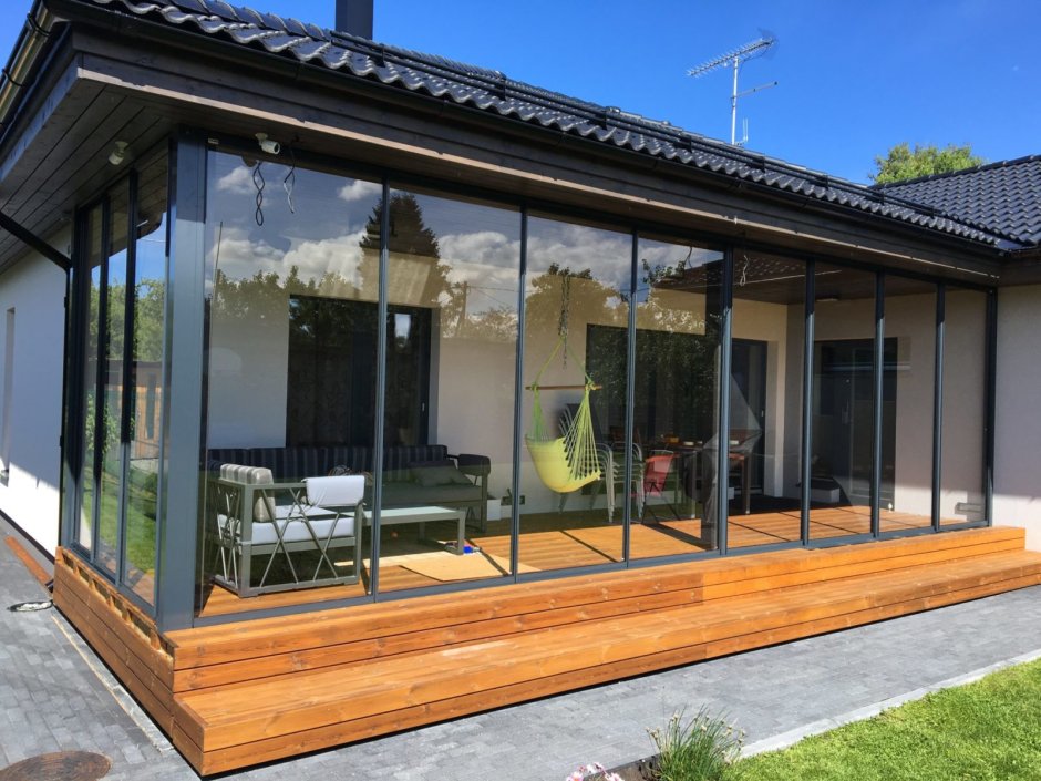 Остекление веранды Слайдорс