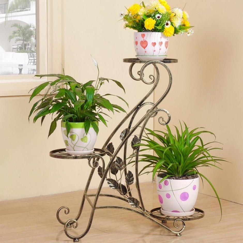 Дизайнерские подставки для цветов