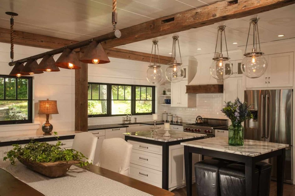 Лампа из дерева лофт