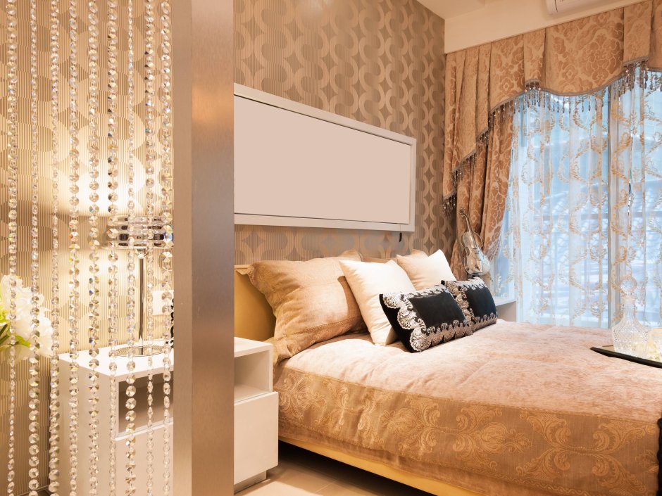 Декор занавесей в спальню