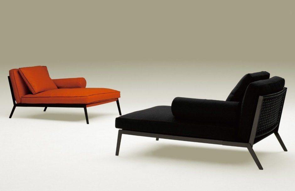 Camerich la Arc Lounge Chair