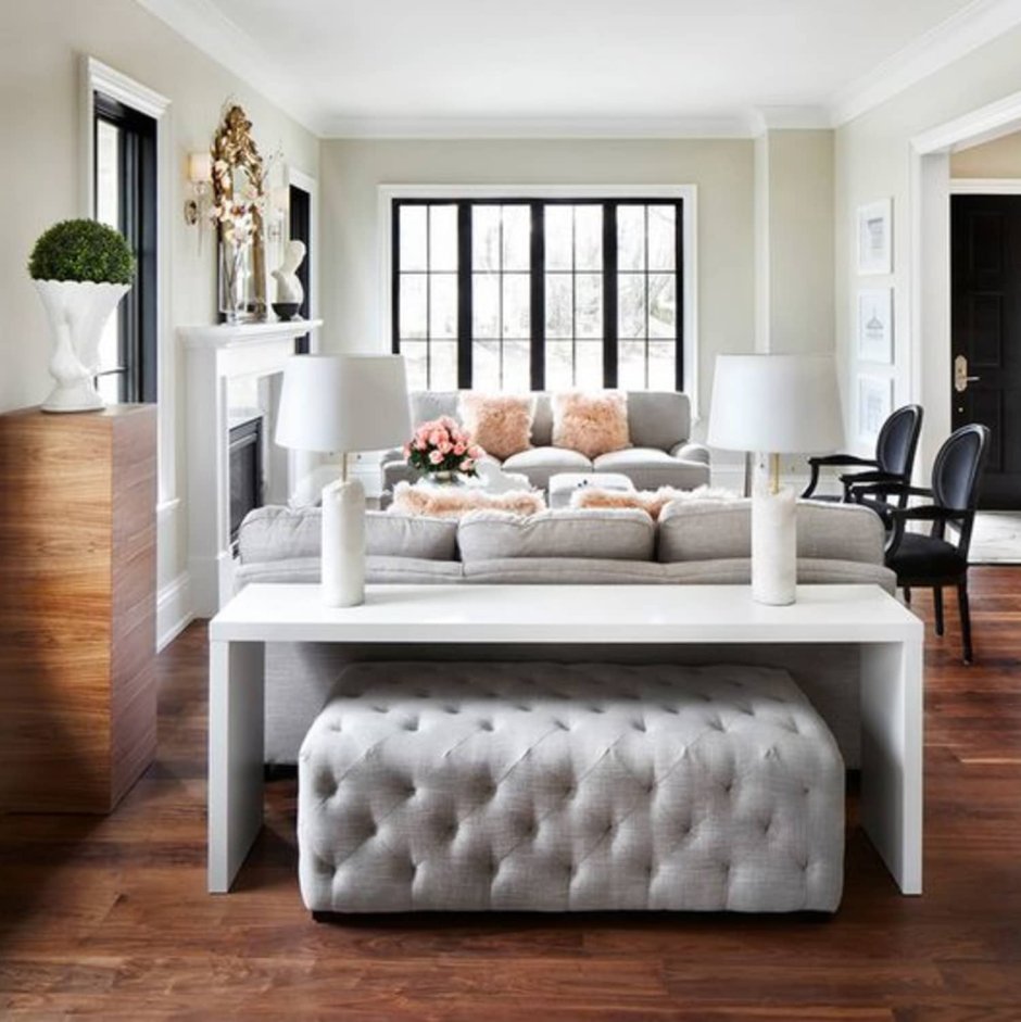 Мебель на белом фоне