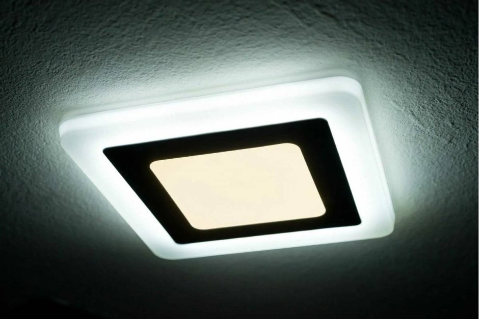 Светильник TRUENERGY 10268