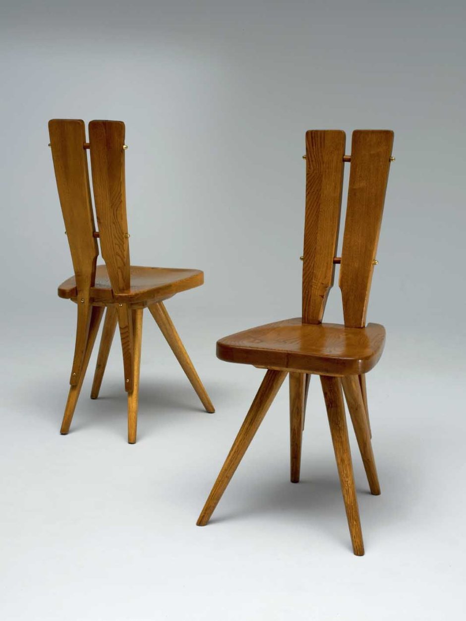 Стильные деревянные стулья