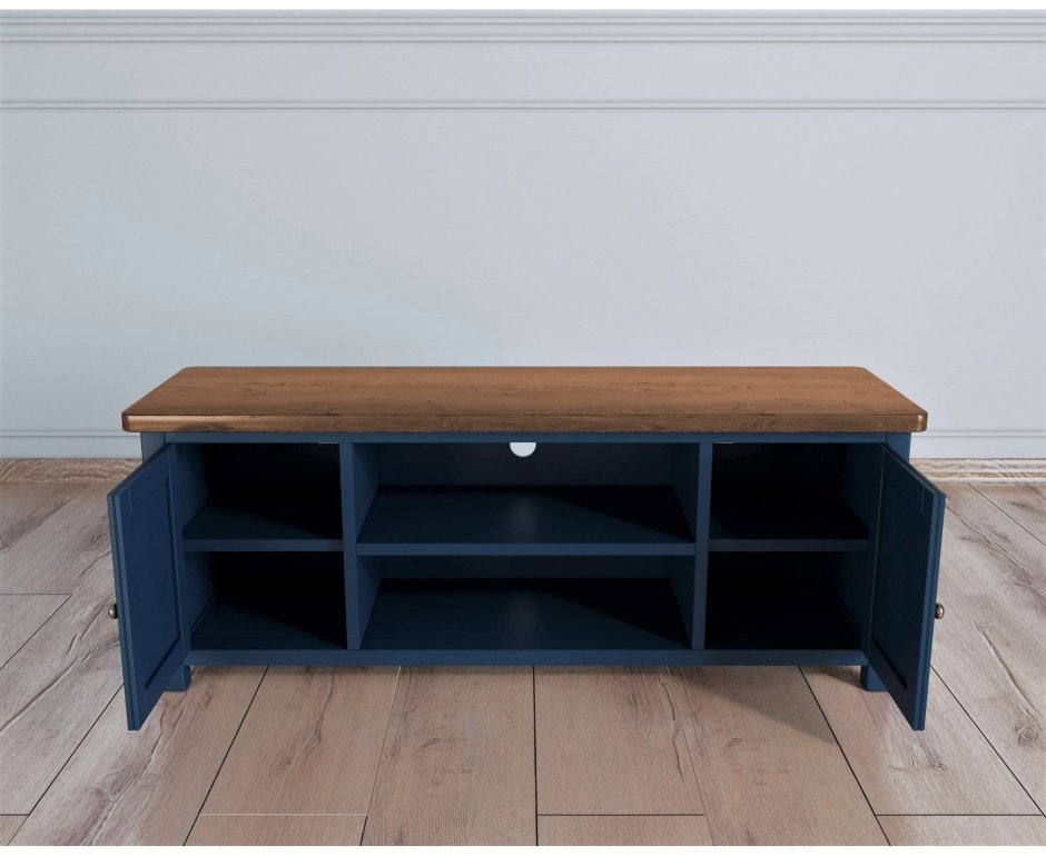 Комод под TV Jules Verne в интерьере