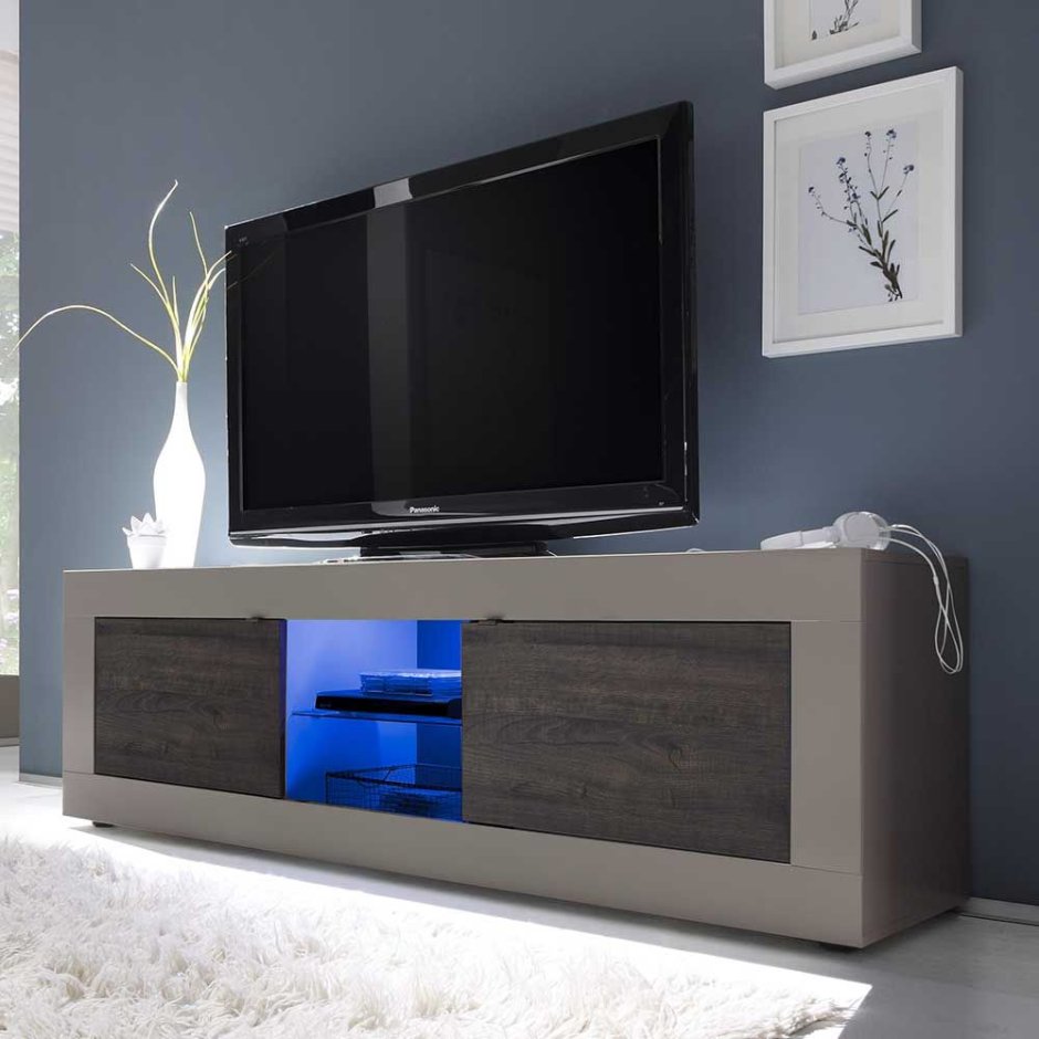 Большая тумба под ТВ