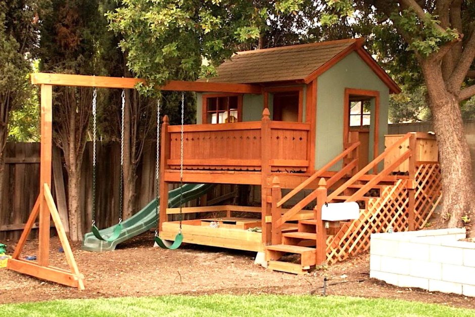 Домик для детей на даче