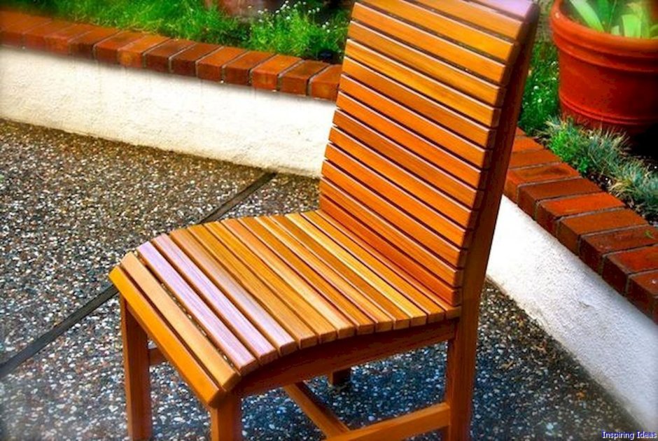 Стул из досок