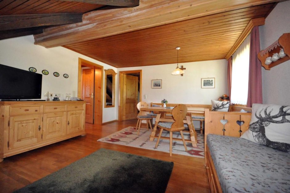 Ландхаус по дереву стены