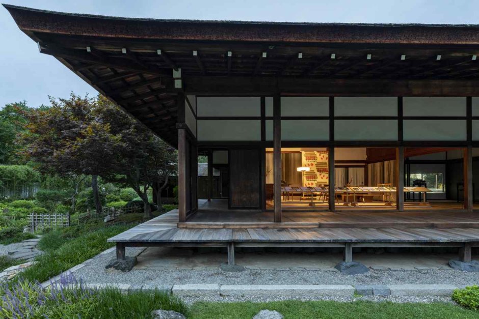 Японский дом длинный