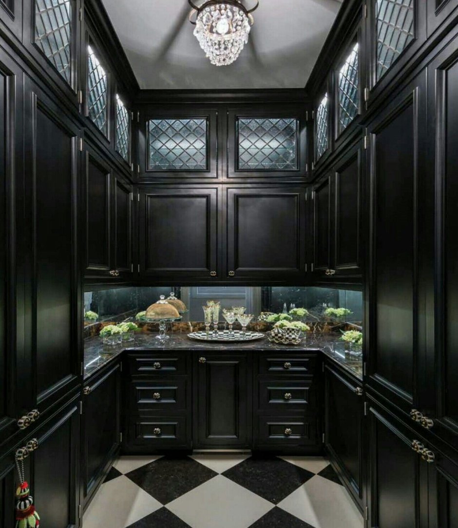 Кухня в готическом стиле