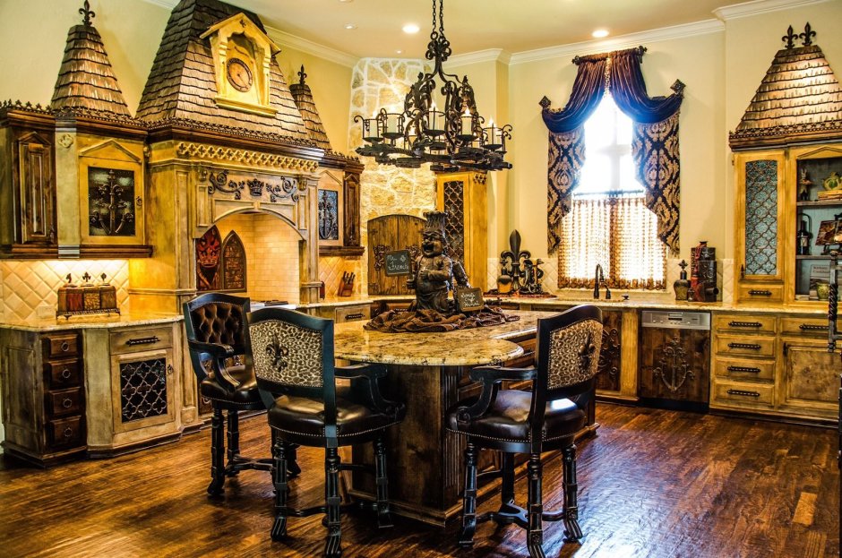 Кухонный фасад в готическом стиле