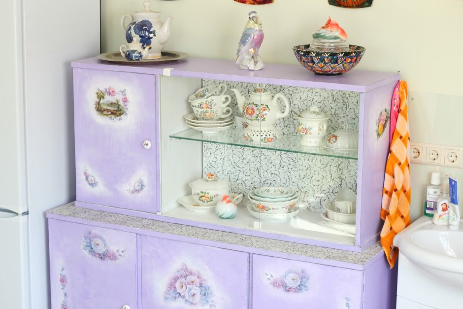 Старый сервант переделка