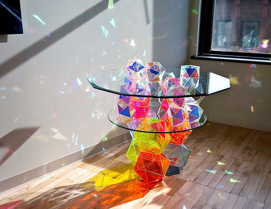 Стеклянные столы Sparkle Geometric Table от Джона Фостера