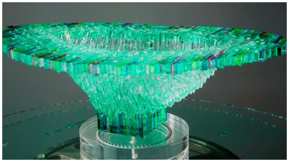 Изделия из отходов стекла