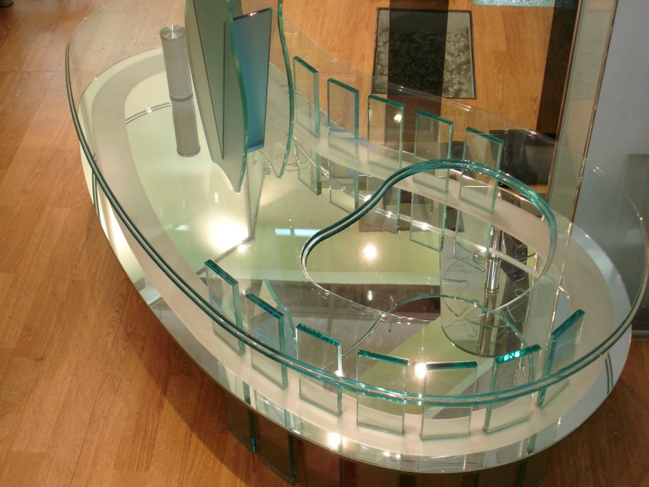 Стекло и стеклоизделия