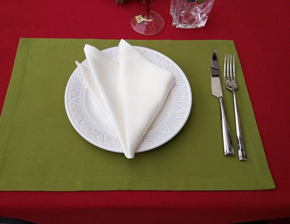 Сервировка новогоднего стола