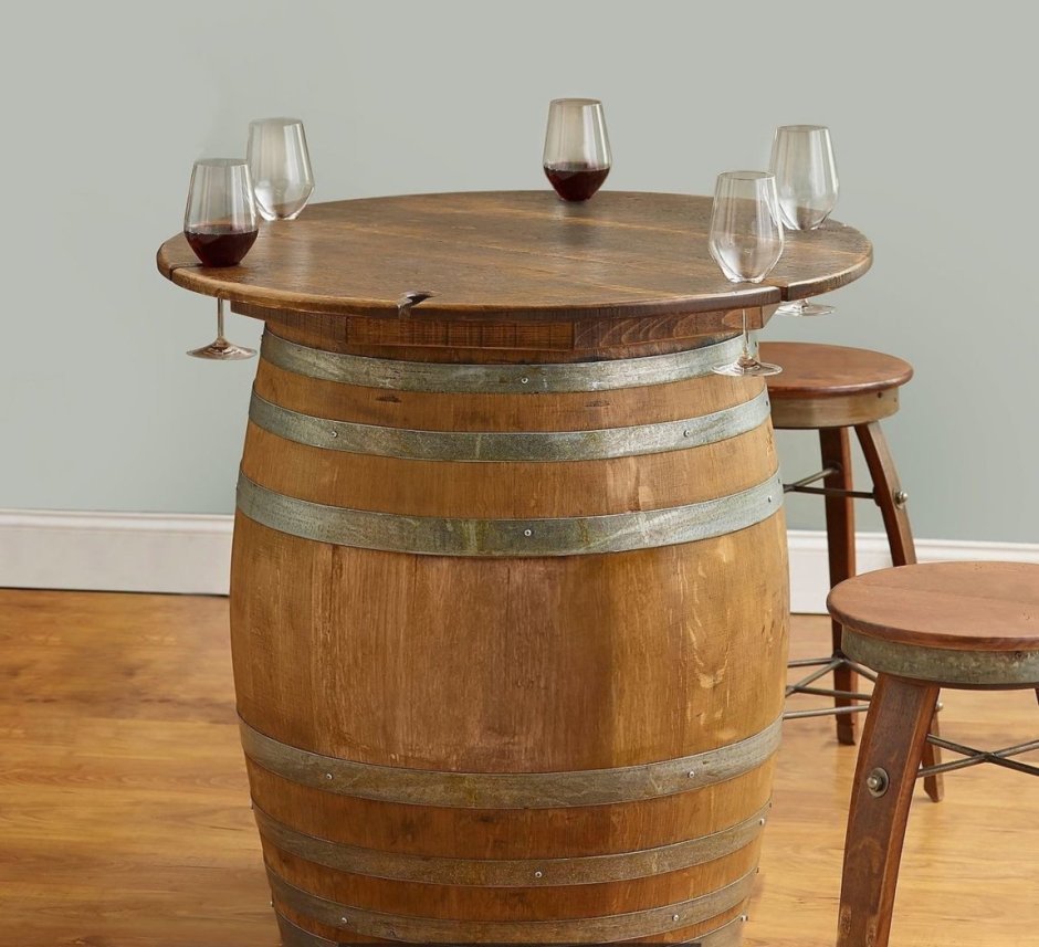 Столик из бочки деревянной