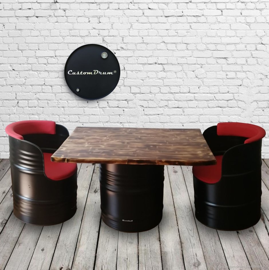 Журнальный столик из деревянной бочки