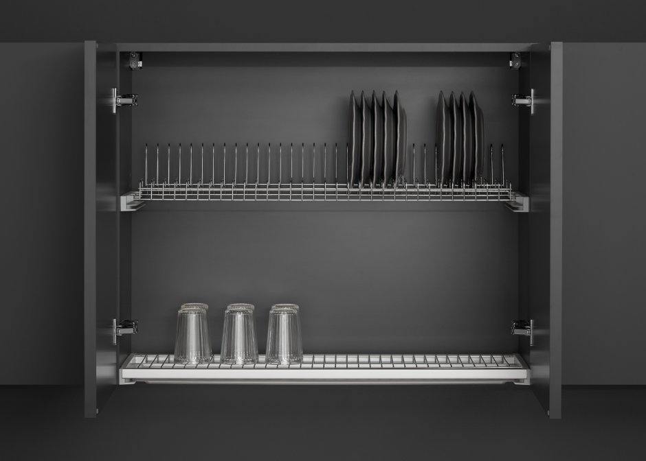 Открытые полочки на кухне