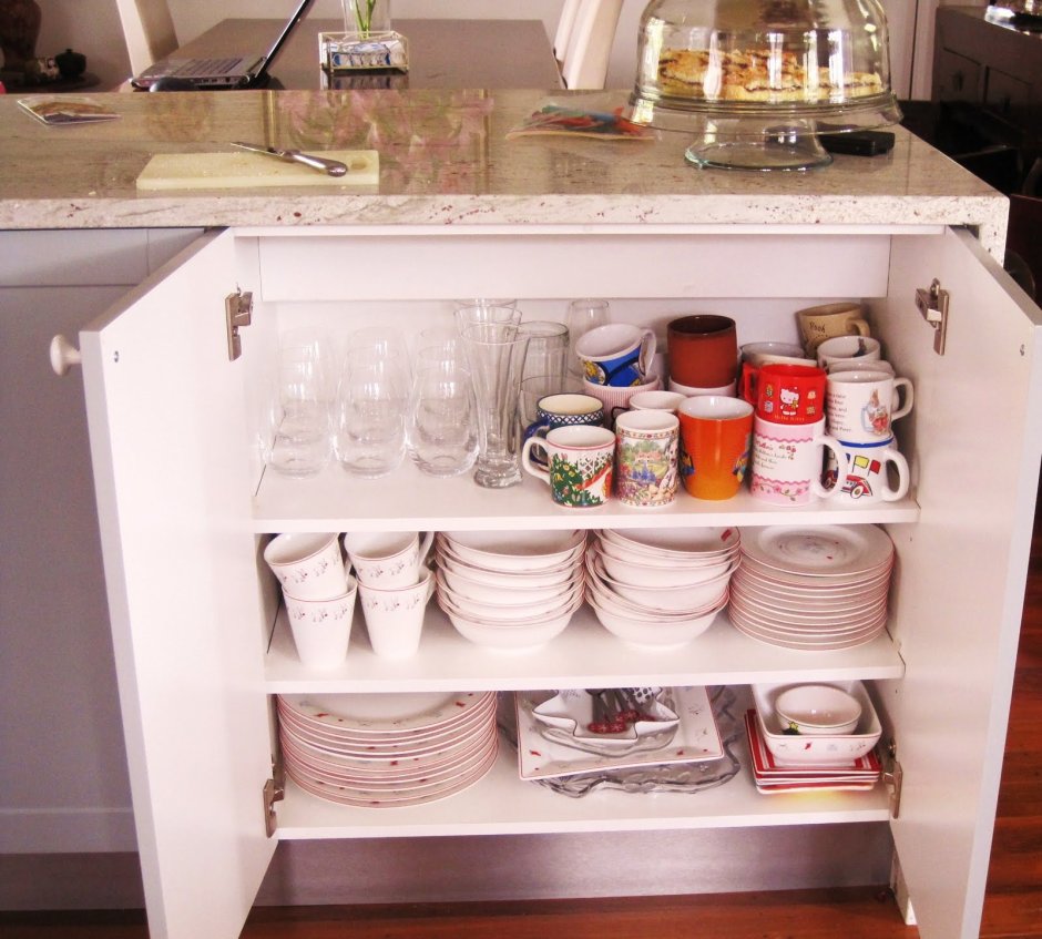 Выдвижные системы для кухни