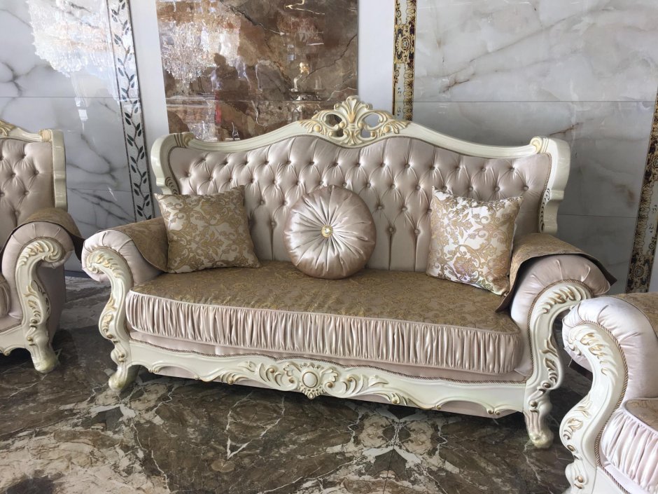 Диван в стиле Барокко