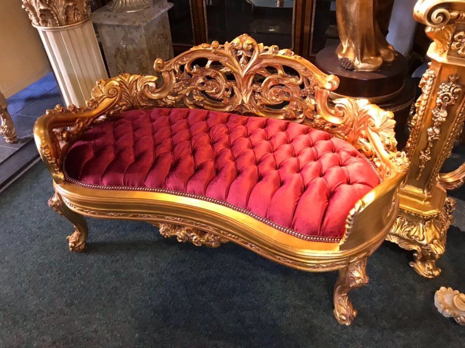 Королевский диван