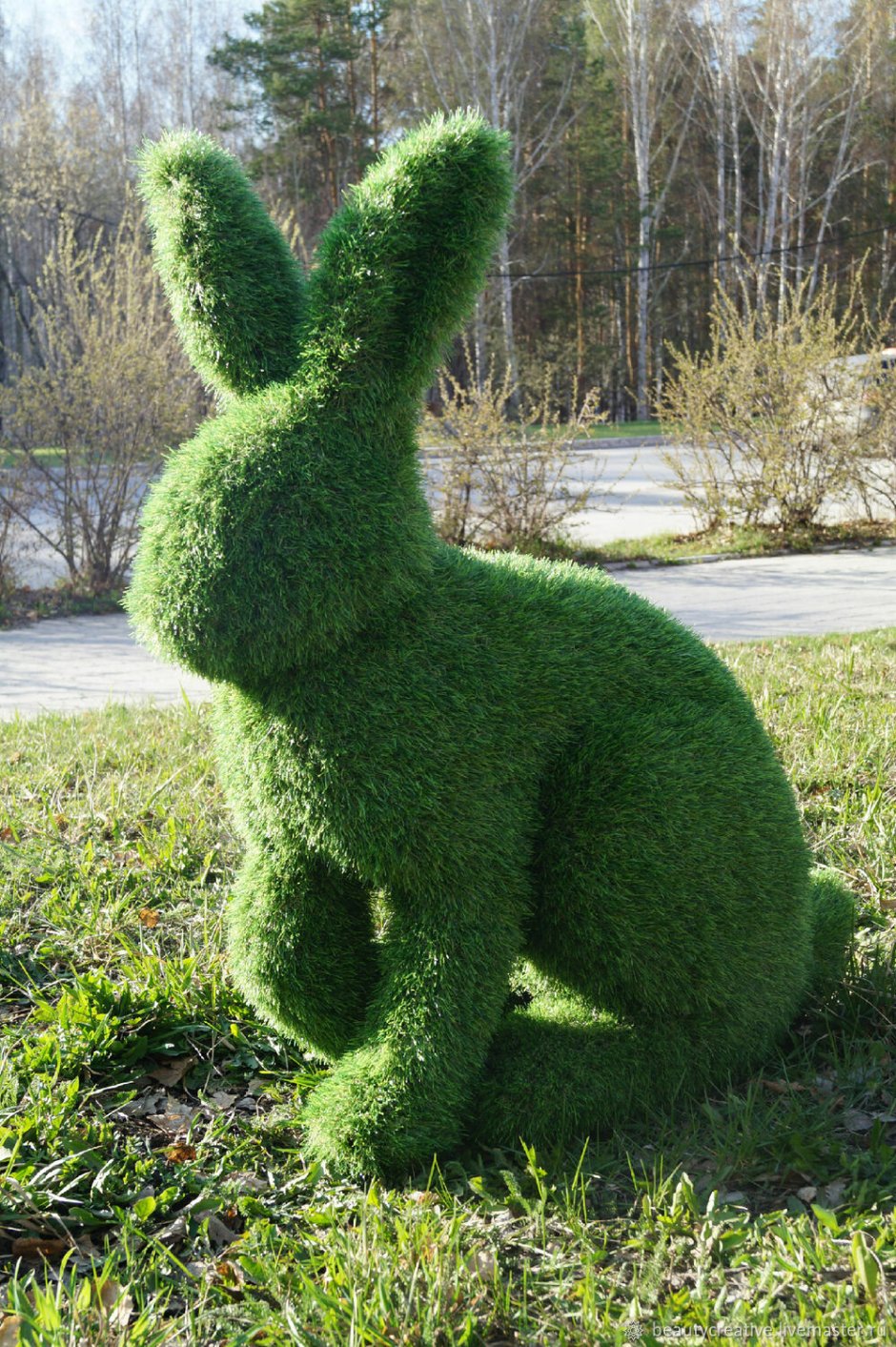 Садовые фигуры из искусственной травы