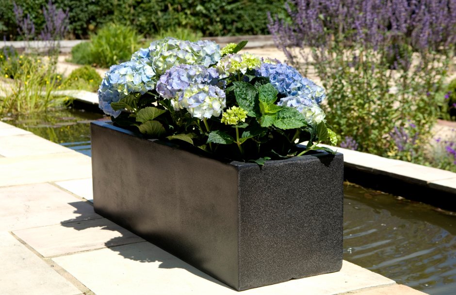 Кашпо уличное