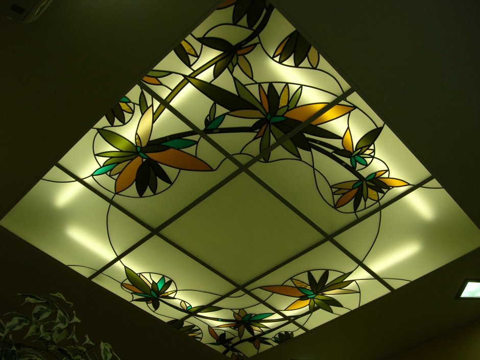 Витражные лампы Тиффани