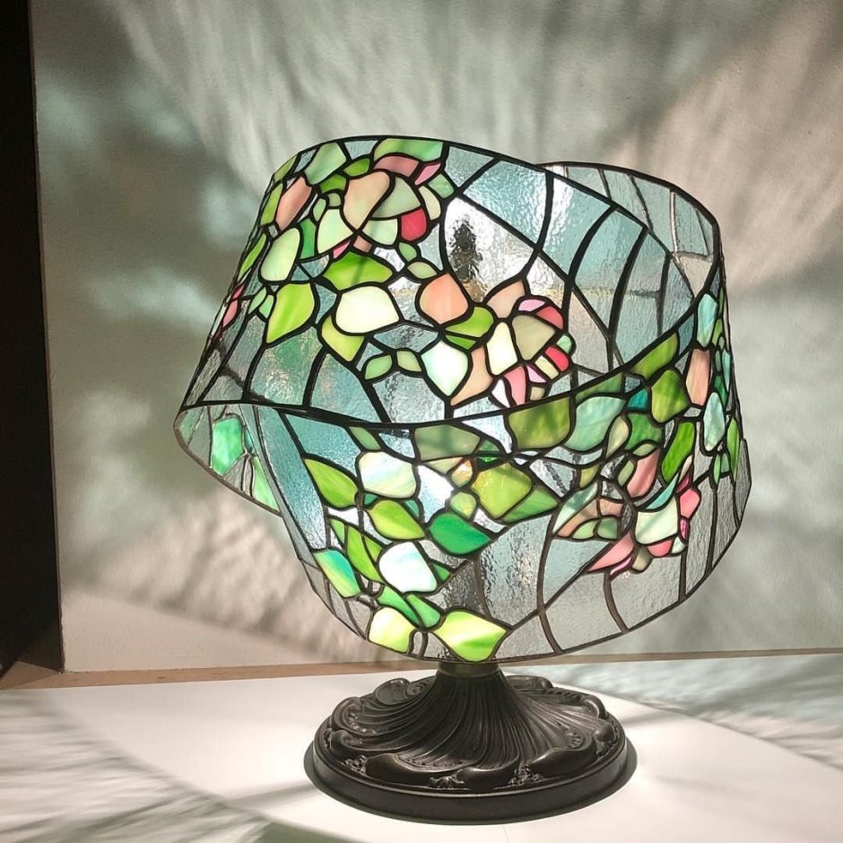 Лампа прикроватная Тиффани