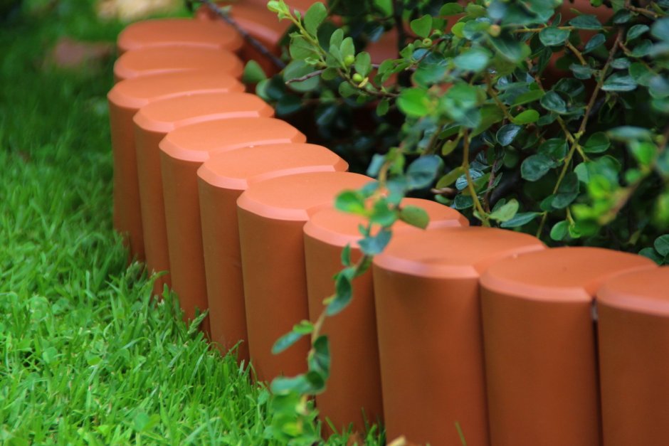 Бордюр для клумб