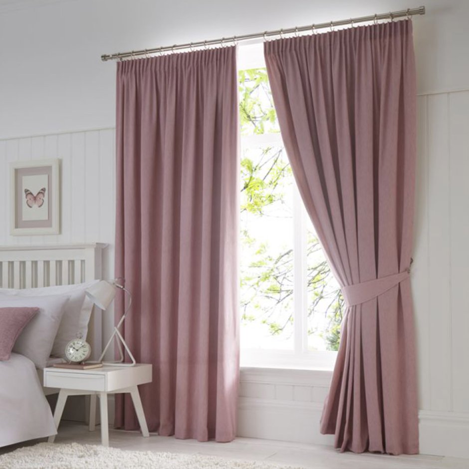 Серая тюль в спальне