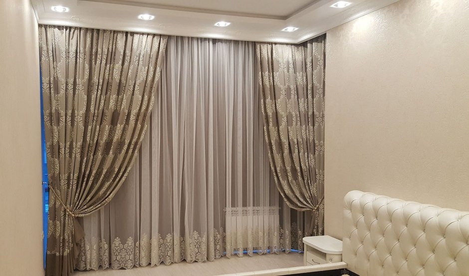 Двойные шторы на люверсах