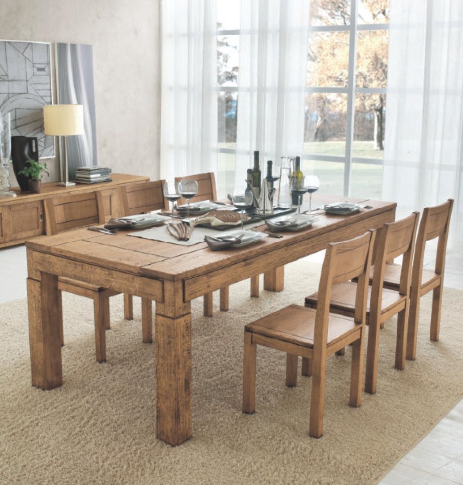 Кухонный стол для большой семьи