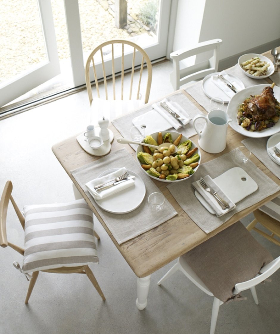 Круглый стол на кухню