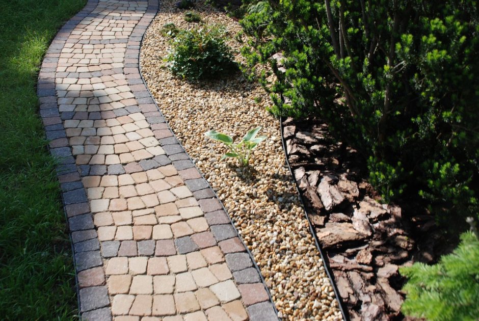 Тротуарные дорожки в саду